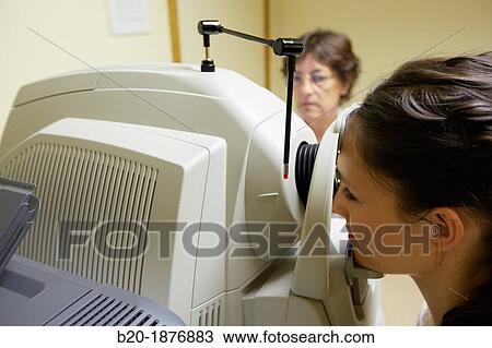 Stock Image - Optical coherence tomography, OCT, Ophthalmology, Hospital Donostia, San Sebastian, Gipuzkoa, Basque Country, Spain. Fotosearch
