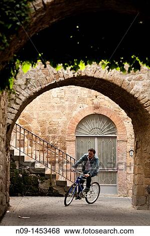 Orvieto, Tuscany, Italy View Large Photo Image Stock Photo - Orvieto, Tuscany, Italy. Fotosearch