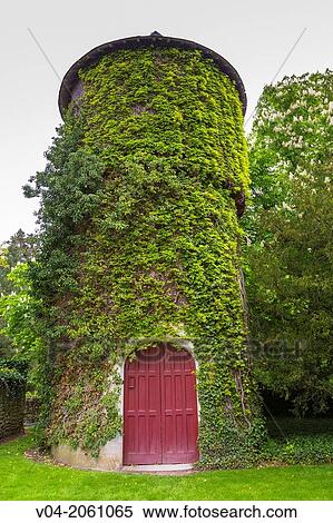 Stock Photography - Overgrown tower on the grounds of the Ch? teau de Chenonceau (Chenonceau Castle) in the Loire Valley, Indre-et-Loire, France, Europe. Fotosearch