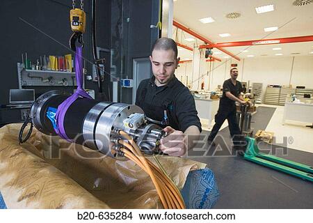 Picture - Packaging. Talleres MYL. Spindle manufacturing and repairing. Mendaro. Gipuzkoa, Euskadi, Spain. Fotosearch