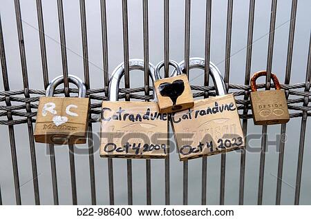 Padlocks of love, passererelle L? opold Sedar Senghor, Paris, France View Large Photo Image Stock Image - Padlocks of love, passererelle L? opold Sedar Senghor, Paris, France. Fotosearch