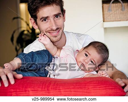 Padre e hija View Large Photo Image Picture - Padre e hija. Fotosearch