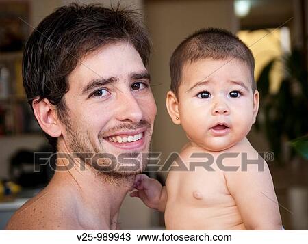 Padre e hija View Large Photo Image Stock Image - Padre e hija. Fotosearch