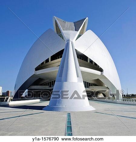 Stock Image - Palau de les Arts Val? ncia arts and sciences city. Fotosearch