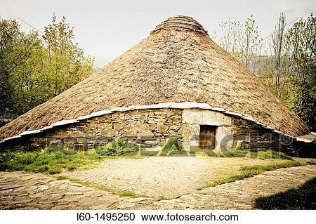 Payoza in O? Cebreiro, Lugo province, Galicia, Spain View Large Photo Image Stock Image - Payoza in O? Cebreiro, Lugo province, Galicia, Spain. Fotosearch