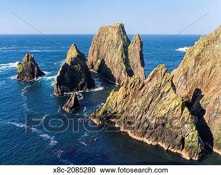 Paysage Sur Ouest Shetland Les Falaises Entre Silwick Et Westerwick Europe Grande Bretagne Ecosse Nord Iles Shetland May Banque D Image X8c Fotosearch