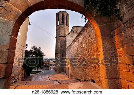Pedralbes monastery XIIIth to XVth centuries Barcelona View Large Photo Image Stock Photo - Pedralbes monastery XIIIth to XVth centuries Barcelona. Fotosearch