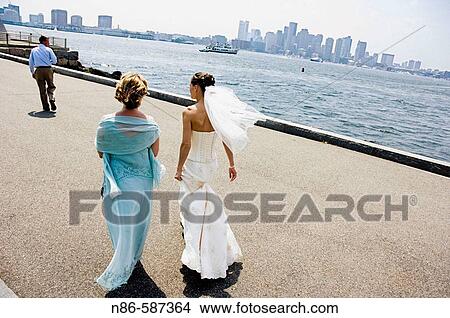 Picture - People. Fotosearch