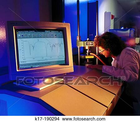 Picture - Pharmaceutical manufacturing, analytical testing. Fotosearch