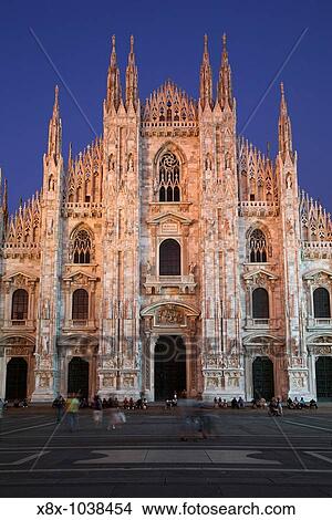 Piazza Duomo and the Cathedral, Milan, Italy View Large Photo Image Picture - Piazza Duomo and the Cathedral, Milan, Italy. Fotosearch