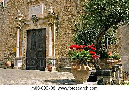 Piazza Duomo with Duomo Church and flowers Taormina Sicily Italy View Large Photo Image Stock Image - Piazza Duomo with Duomo Church and flowers Taormina Sicily Italy. Fotosearch