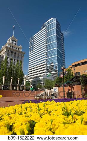 PIONEER COURTHOUSE SQUARE DOWNTOWN PORTLAND OREGON USA View Large Photo Image Stock Image - PIONEER COURTHOUSE SQUARE DOWNTOWN PORTLAND OREGON USA. Fotosearch