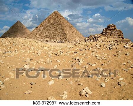 PirBmides Giza, El Cairo, Egipto View Large Photo Image Stock Photo - PirBmides Giza, El Cairo, Egipto. Fotosearch