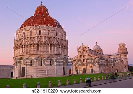Stock Image - Pisa, Baptistery, Cathedral, Duomo, Leaning Tower at Dusk, Piazza del Duomo, Cathedral Square, Campo dei Miracoli, UNESCO world heritage site, Tuscany, Italy. Fotosearch