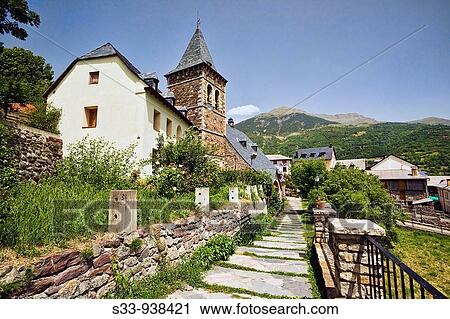 Plan Huesca, Arag? n, Spain View Large Photo Image Stock Image - Plan Huesca, Arag? n, Spain. Fotosearch