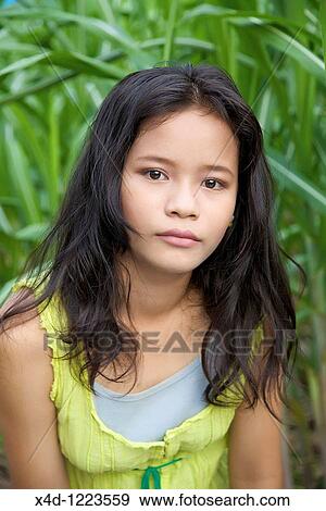 Stock Photo - Portrait. Fotosearch