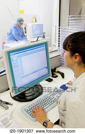 Preparation of chemotherapy, Pharmacy, Onkologikoa Hospital, Oncology Institute, Case Center for prevention, diagnosis and treatment of cancer, Donostia, San Sebastian, Gipuzkoa, Basque Country, Spain View Large Photo Image Stock Photo - Preparation of chemotherapy, Pharmacy, Onkologikoa Hospital, Oncology Institute, Case Center for prevention, diagnosis and treatment of cancer, Donostia, San Sebastian, Gipuzkoa, Basque Country, Spain. Fotosearch
