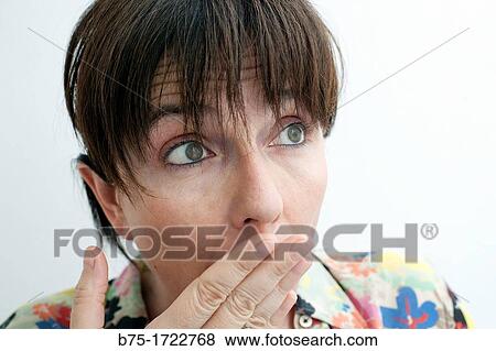 primer plano de cara de mujer con expresion de sorpresa, uauh!, closeup of female face with surprise, wow! View Large Photo Image Stock Photo - primer plano de cara de mujer con expresion de sorpresa, uauh!, closeup of female face with surprise, wow!. Fotosearch