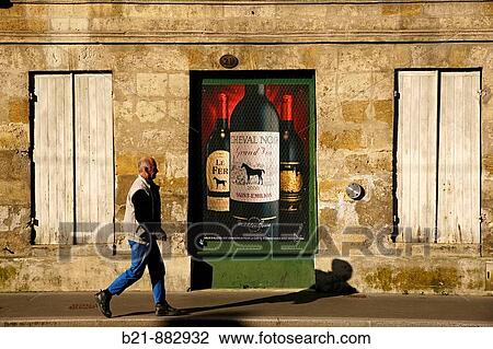 Quartier des Chartrons district, Bordeaux, Gironde, Aquitaine, France View Large Photo Image Stock Image - Quartier des Chartrons district, Bordeaux, Gironde, Aquitaine, France. Fotosearch