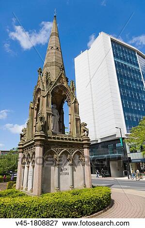 Queen Victoria Monument, Victoria Gardens, Station Square, Harrogate, North Yorkshire, England, UK. View Large Photo Image Stock Photo - Queen Victoria Monument, Victoria Gardens, Station Square, Harrogate, North Yorkshire, England, UK.. Fotosearch
