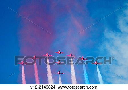 RAF, Red Arrows in Kuwait View Large Photo Image Picture - RAF, Red Arrows in Kuwait. Fotosearch