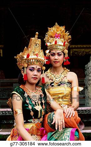 Ramaya Dance. Balinese dancers from Ubud, Indonesia View Large Photo Image Picture - Ramaya Dance. Balinese dancers from Ubud, Indonesia. Fotosearch