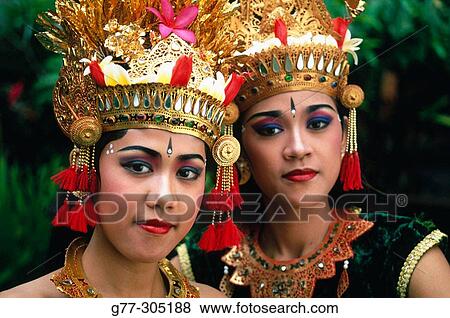 Ramaya Dance. Balinese dancers from Ubud, Indonesia View Large Photo Image Stock Photo - Ramaya Dance. Balinese dancers from Ubud, Indonesia. Fotosearch