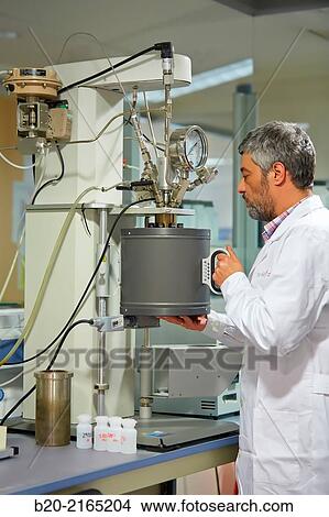 Picture - Reactor HP / PT. Inorganic laboratory. Energy and Environment Division. Tecnalia Research and Innovation. Donostia. San Sebastian. Gipuzkoa. Basque Country. Spain.. Fotosearch