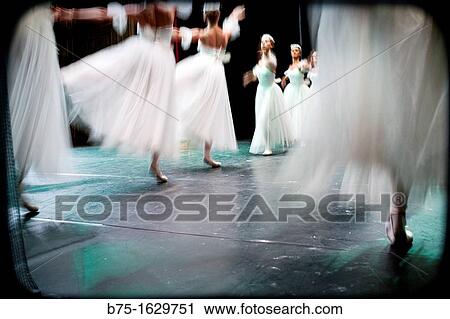 representacion de ballet clasico en el escenario de un teatro, representation of classical ballet on the stage of a theater View Large Photo Image Stock Image - representacion de ballet clasico en el escenario de un teatro, representation of classical ballet on the stage of a theater. Fotosearch