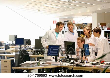 Stock Image - Researchers, office, Tecnalia Foundation, Technology and Research Centre, San Sebastian Technological Park, Donostia, Gipuzkoa, Basque Country, Spain. Fotosearch