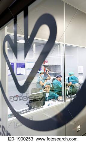 Stock Image - Resuscitation room, Surgery, Onkologikoa Hospital, Oncology Institute, Case Center for prevention, diagnosis and treatment of cancer, Donostia, San Sebastian, Gipuzkoa, Basque Country, Spain. Fotosearch