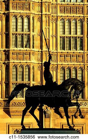 Richard the Lionheart statue Houses of Parliament Westminster London UK View Large Photo Image Stock Photograph - Richard the Lionheart statue Houses of Parliament Westminster London UK. Fotosearch