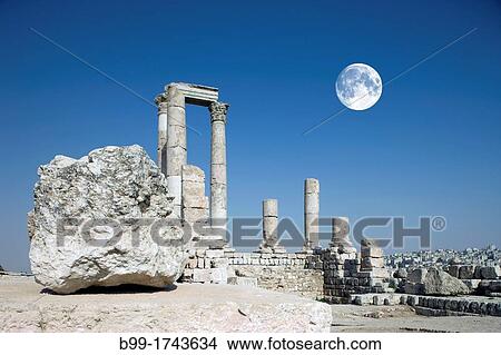 ROMAN TEMPLE OF HERCULES RUINS OF CITADEL AMMAN JORDAN View Large Photo Image Picture - ROMAN TEMPLE OF HERCULES RUINS OF CITADEL AMMAN JORDAN. Fotosearch