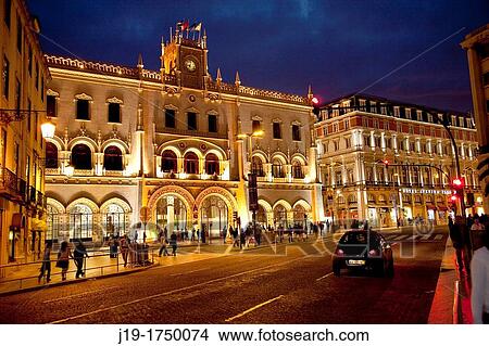 Picture - Rossio, Lisboa Portugal. Fotosearch