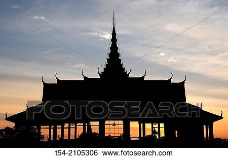 Stock Photograph - Royal Palace in Phnom Penh / Cambodia. Fotosearch