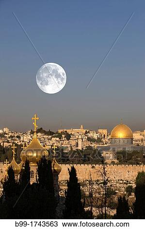 RUSSIAN ORTHODOX CHURCH DOMES AND DOME OF THE ROCK TEMPLE MOUNT OLD CITY JERUSALEM ISRAEL View Large Photo Image Stock Image - RUSSIAN ORTHODOX CHURCH DOMES AND DOME OF THE ROCK TEMPLE MOUNT OLD CITY JERUSALEM ISRAEL. Fotosearch