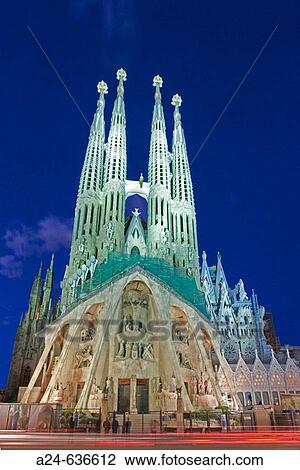 Stock Image - Sagrada Familia temple by Gaudi, Barcelona. Catalonia, Spain (Feb. 2007). Fotosearch
