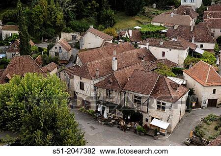 Saint Cirq-Lapopie, lot Valley, Midi-Pyrenees, France View Large Photo Image Stock Image - Saint Cirq-Lapopie, lot Valley, Midi-Pyrenees, France. Fotosearch