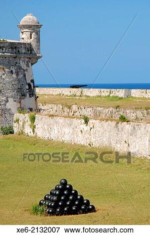 San Carlos de la Cabaa fortress, XVII century in havana Cuba. View Large Photo Image Stock Photo - San Carlos de la Cabaa fortress, XVII century in havana Cuba.. Fotosearch