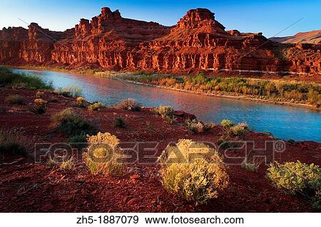 San Juan River at Mexican Hat, Utah View Large Photo Image Stock Photo - San Juan River at Mexican Hat, Utah. Fotosearch