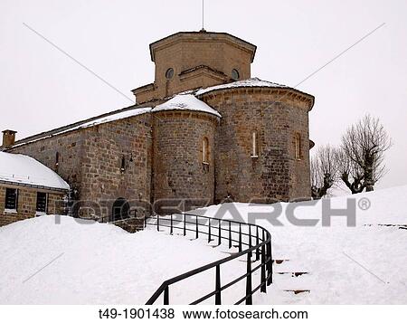 San Miguel de Aralar Navarre in winter View Large Photo Image Stock Photo - San Miguel de Aralar Navarre in winter. Fotosearch