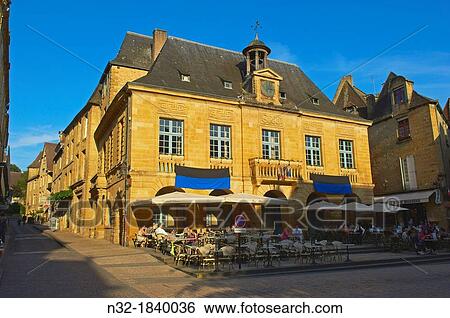 Sarlat, Dordogne, Place de la Liberte, Perigord Noir, Dordogne Valley, Sarlat la Caneda, France, Europe. View Large Photo Image Stock Photograph - Sarlat, Dordogne, Place de la Liberte, Perigord Noir, Dordogne Valley, Sarlat la Caneda, France, Europe.. Fotosearch