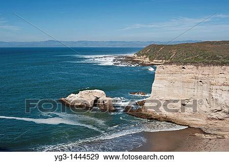 Scenic coastline of Montana de Oro state park, California View Large Photo Image Stock Photo - Scenic coastline of Montana de Oro state park, California. Fotosearch