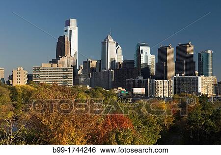 SCHUYLKILL RIVER DOWNTOWN SKYLINE PHILADELPHIA PENNSYLVANIA USA View Large Photo Image Stock Photograph - SCHUYLKILL RIVER DOWNTOWN SKYLINE PHILADELPHIA PENNSYLVANIA USA. Fotosearch