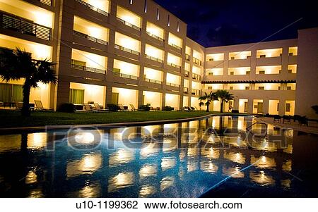 Stock Image - Secrets Silverlands Riviera Cancn, Puerto Morelos, Riviera Maya, YucatBn, M? xico. Fotosearch