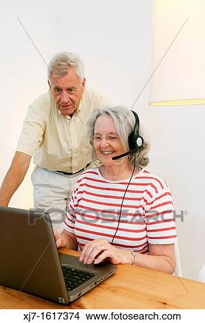 Picture - Senior couple. Fotosearch