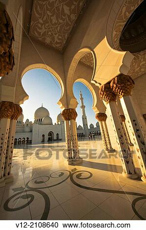 Sheikh Zayed Mosque, Abu Dhabi,. United Arab Emirate View Large Photo Image Stock Image - Sheikh Zayed Mosque, Abu Dhabi,. United Arab Emirate. Fotosearch