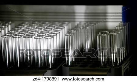 Stock Image - Shinthesis Lab, Research Laboratory, R&D+i, Design and synthesis of new chemical entities with therapeutic applications in oncology, Ikerchem, Donostia, San Sebastian, Gipuzkoa, Basque Country, Spain. Fotosearch