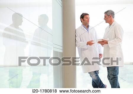 Stock Photo - Shinthesis Lab, Research Laboratory, R&D+i, Design and synthesis of new chemical entities with therapeutic applications in oncology, Ikerchem, Donostia, San Sebastian, Gipuzkoa, Basque Country, Spain. Fotosearch