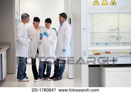 Stock Photo - Shinthesis Lab, Research Laboratory, R&D+i, Design and synthesis of new chemical entities with therapeutic applications in oncology, Ikerchem, Donostia, San Sebastian, Gipuzkoa, Basque Country, Spain. Fotosearch